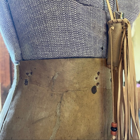 HANDMADE Suede and Deerskin Tan Leather Firekeeper Lighter Holder Necklace - Picture 5 of 9